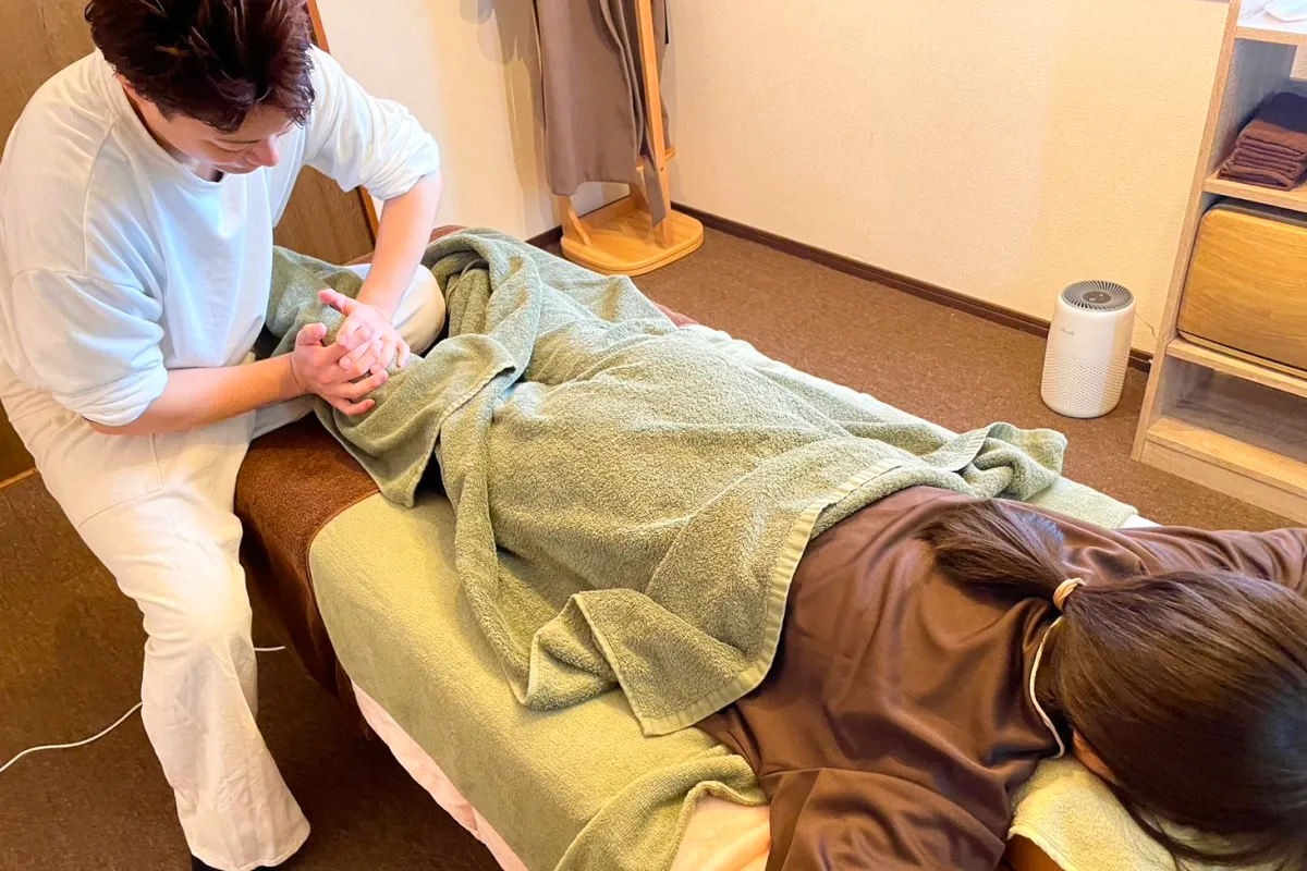 ボディケア施術風景1